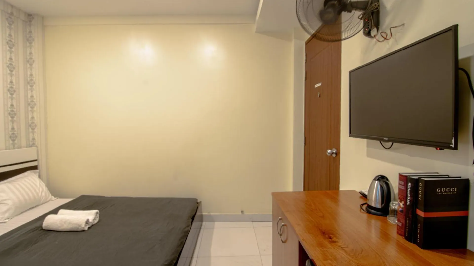 Local Home Ho Chi Minh City Hotel